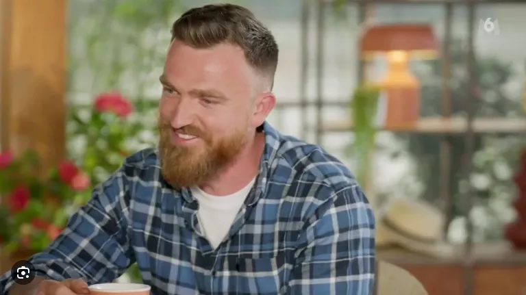 L’amour est dans le pré : Jean-Baptiste retrouve une vieille connaissance… Bonne ou mauvaise surprise ? Ce qui vous attend lundi prochain